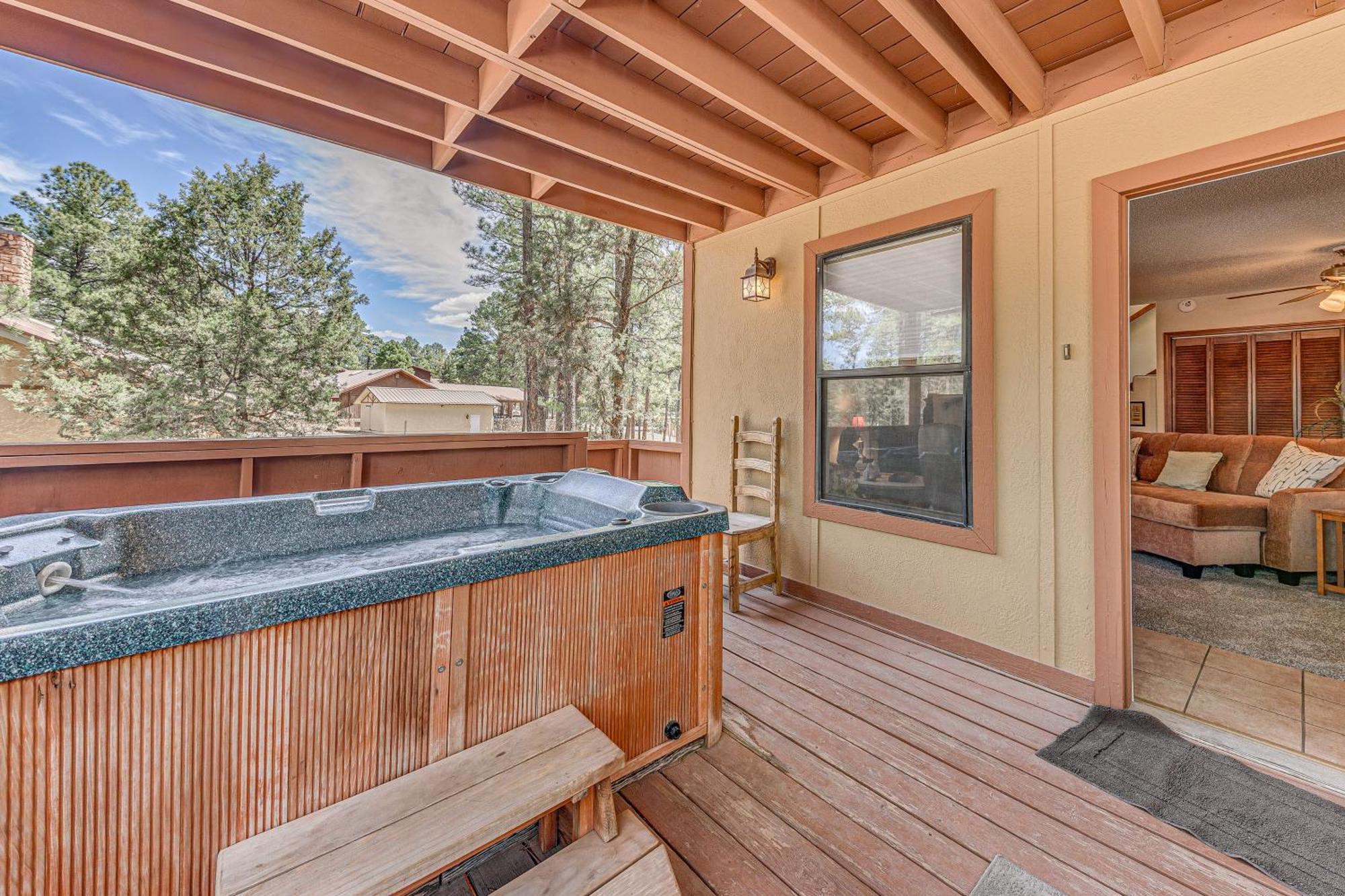 Condo With Hot Tub About 4 Miles To Ruidoso Winter Park! 외부 사진